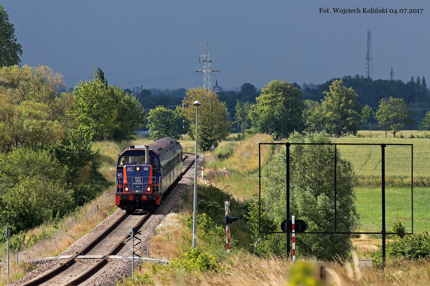 SU42-1008